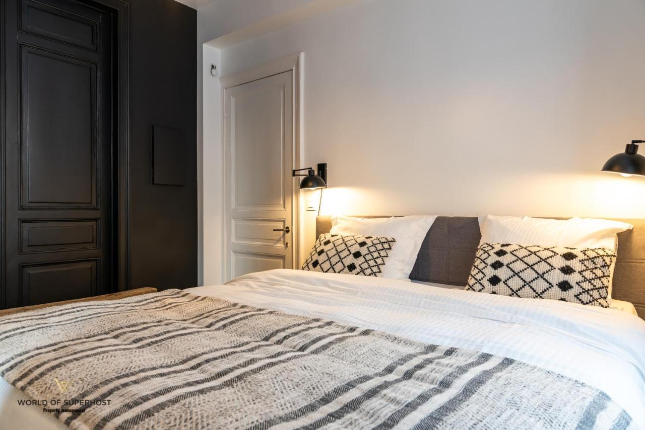 Beautiful Spacious Apartment In A Newly Renovated Old Townhouse Ostende Exterior foto