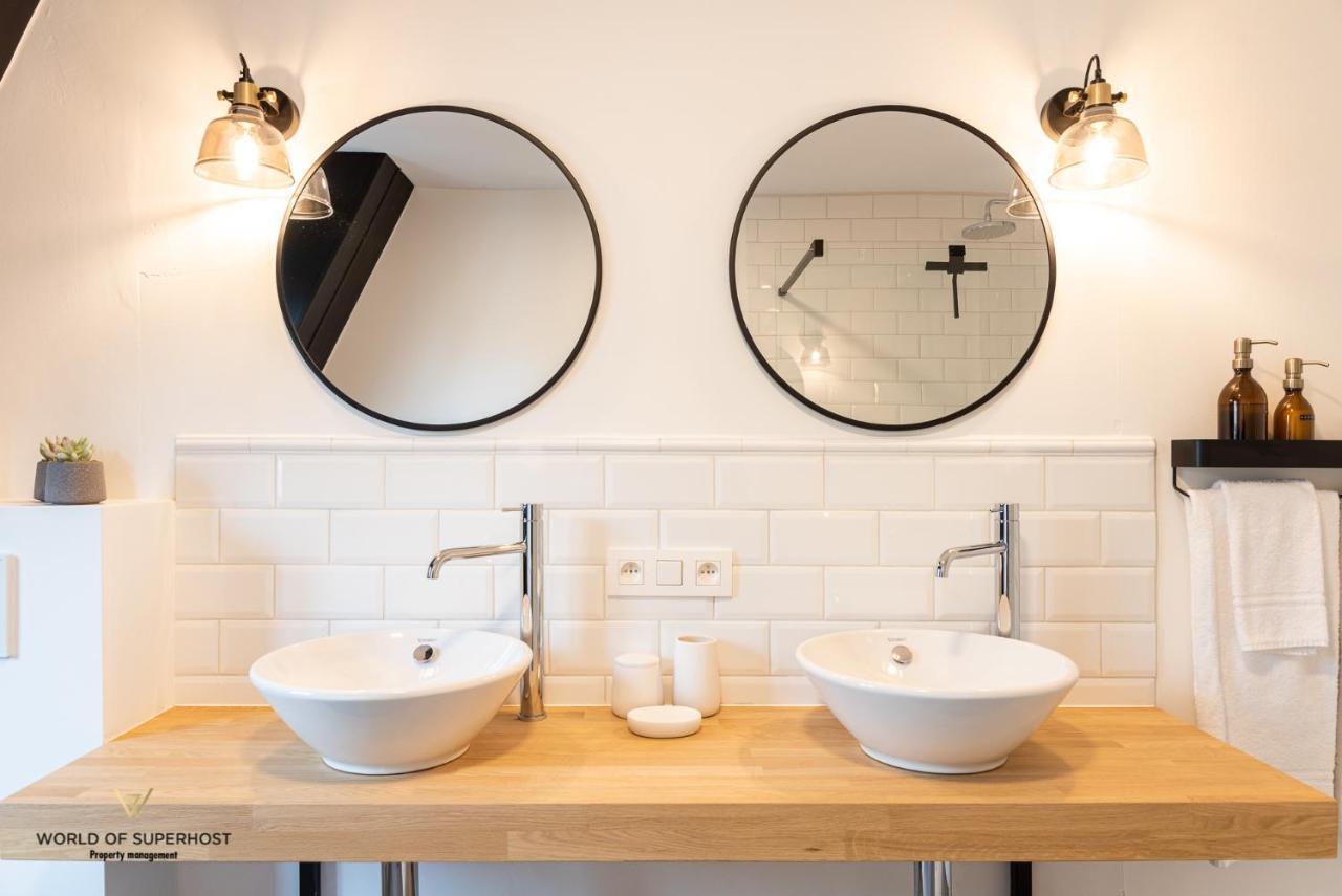 Beautiful Spacious Apartment In A Newly Renovated Old Townhouse Ostende Exterior foto